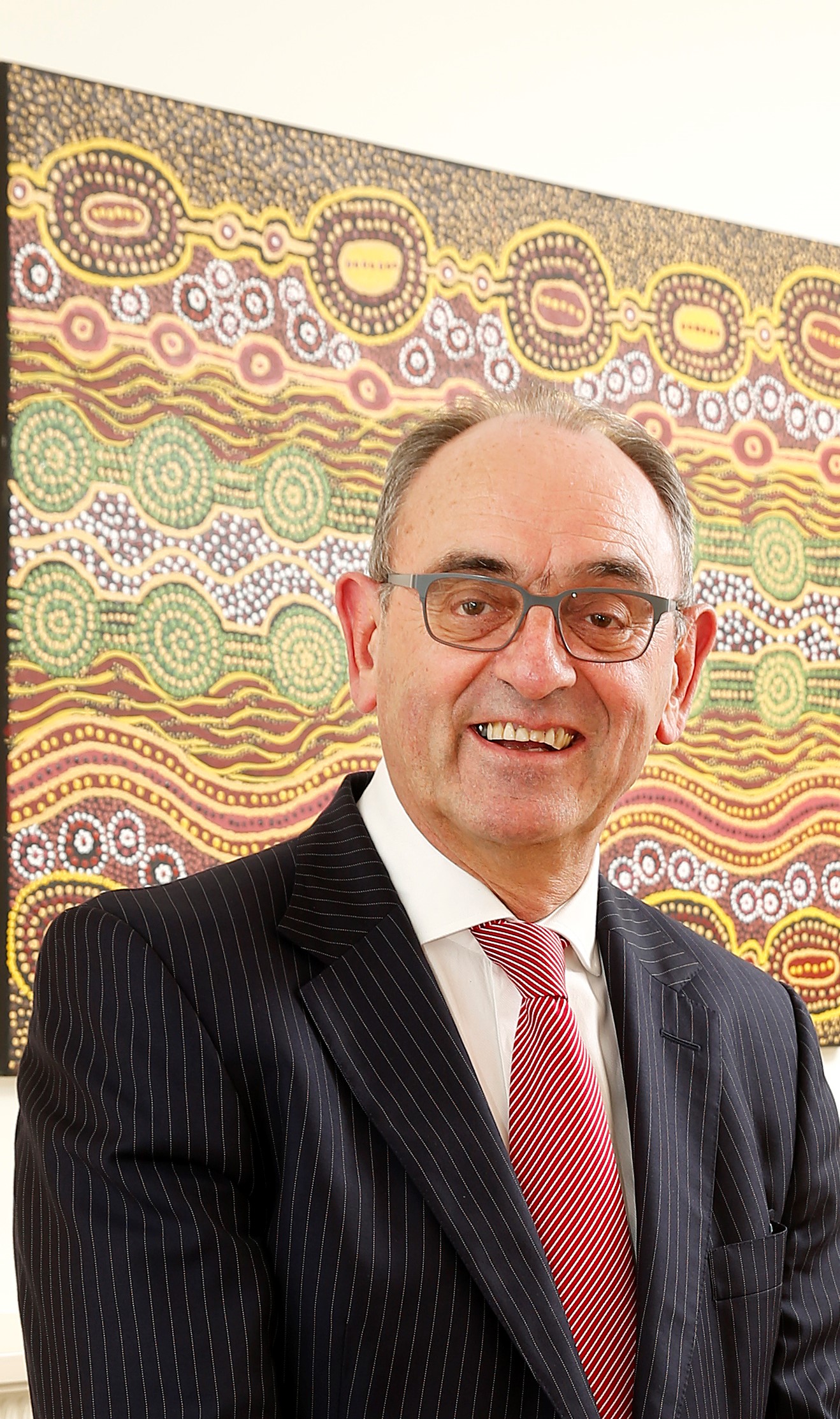 Dr Graeme Bethune